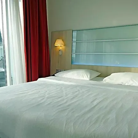 Park By Radisson Hotel 4*