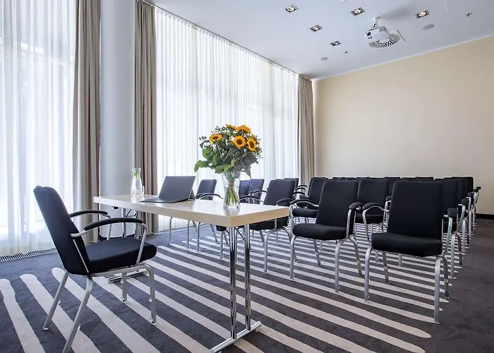 林茨雷迪森公园客栈 4*