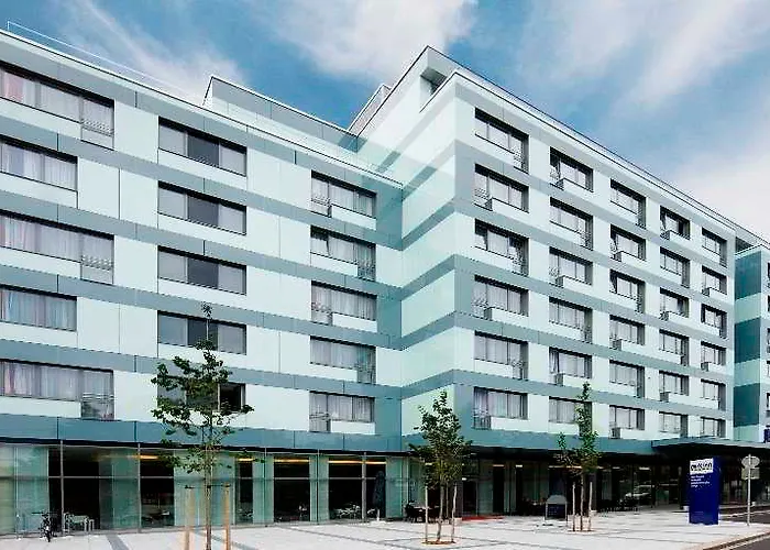 林茨雷迪森公园客栈