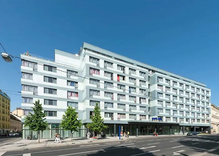 林茨雷迪森公园客栈