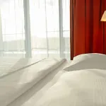 فندق بارك إن باي راديسون لينز 4*