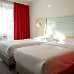 بارك إن باي راديسون لينز 4* لينتز