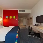 بارك إن باي راديسون لينز 4* لينتز