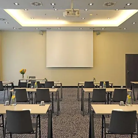 Готель Park By Radisson 4*