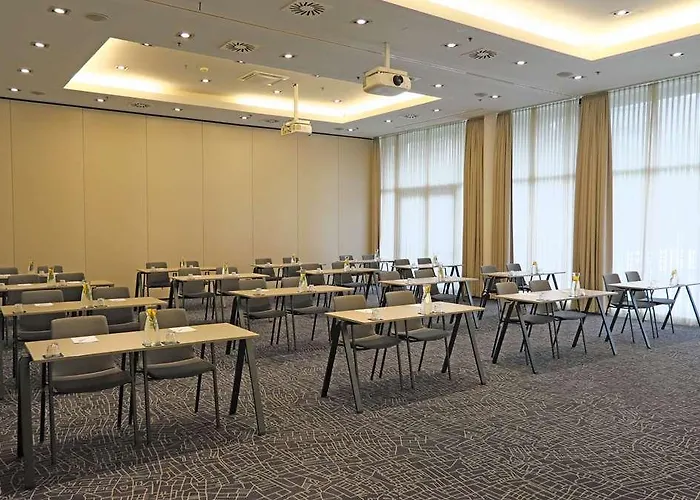 Отель Park By Radisson 4*